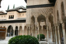 Et parti fra Patio de los Leones i Alhambra. Løverne, der bærer et springvand, var desværre under restaurering, så dem så vi ikke.