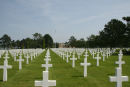 Den amerikanske militærkirkegård i Colleville-sur-Mer. Nogle af de knap 11.000 kors, der er rejst for de amerikanske soldater, der faldt i forbindelse med invasionen i 1944.