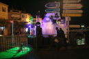 Der var musikfestival i Martigues, da vi var der sidst i august måned. Der var lidt for en hver smag. Her et mobilt diskotek på et gadehjørne ved havnen; de spillede teknomusik.  