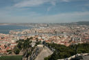 Udsigten oppe fra Notre-Dame de la Garde og ned over Marseille. Vieux Port, hvor vi lå, ses i midten af billedet.