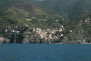 Riomaggiore, den sidste af Cinque Terre byerne før indsejlingen til Portovenere og La Spezia. Hele Cinque Terre området er en stor naturpark, som man kan trave rundt i.