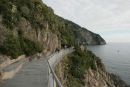 Stien mellem Manarola og Riomaggiore ligner slet ikke de andre stier i Cinque Terre området. Det er nærmest en promenade.