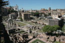 Udsigten oppe fra Palatinerhøjen, ned over Forum Romanum.