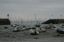 St. Quay Portrieux blev den første havn, vi anløb i Bretagne. Den gamle havn tørrer ud ved lavvande. Det ser lidt rodet ud, når bådene ligger væltet rundt.