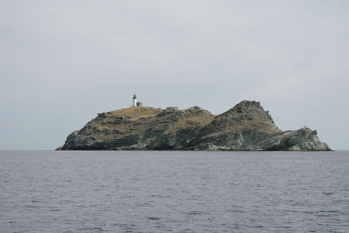 Île de la Giraglia, en lille ø, der ligger lige nord for Le Cap Corse, den nordligste del af Korsika.  
