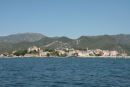 Saint-Florent, en af de hyggeligste byer på den nordlige del af Korsika. Marinaen, der ligger lige op og ned af centrum i den gamle bydel, er godt beskyttet.