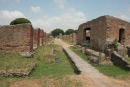 Porta Marina, her har porten ud til havnen i Ostia Antica ligget. Det var her, alle varer fra skibene skulle igennem.  