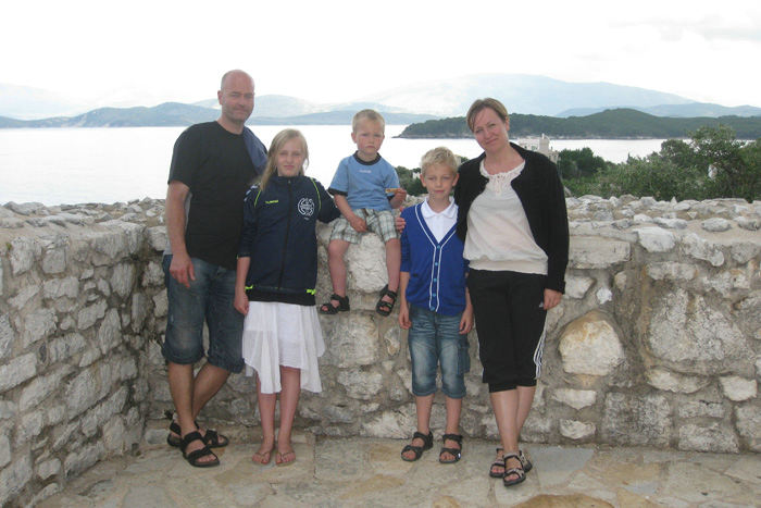 Morten, Marie-Louise, Mads, Christian og Susanne oppe på den gamle borg i Kassiopi.