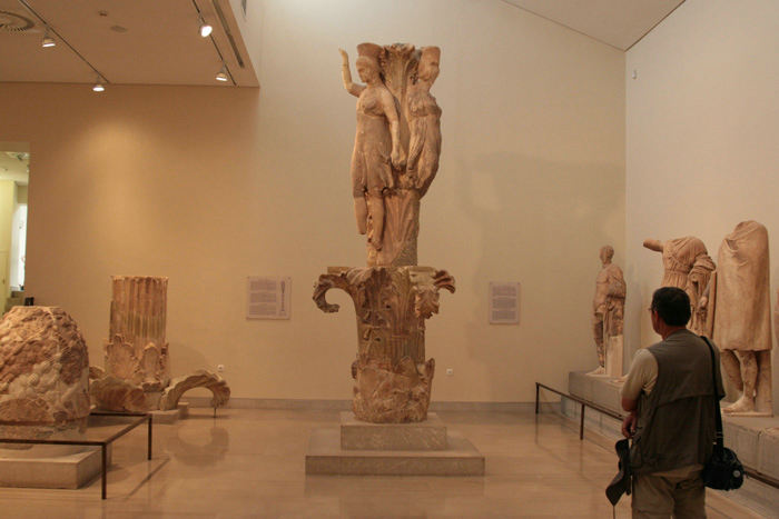 Der var rigtig mange flotte ting udstillet på Delfi Arkæologiske Museum, alle fundet under udgravningerne af området.