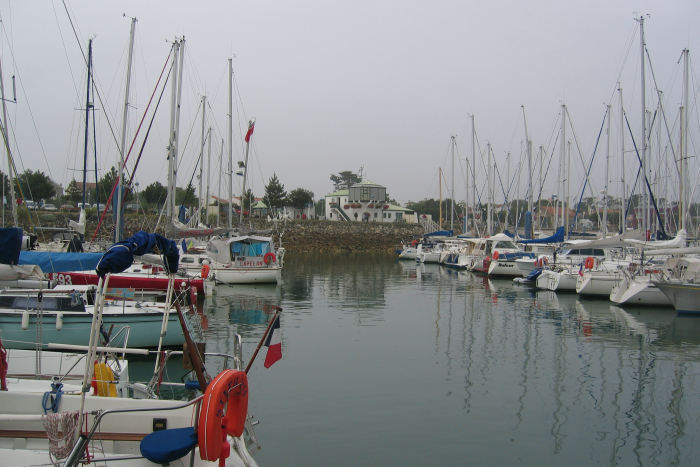 Der var flere havne på øen D'Oleron lige uden for La Rochelle. Vi valgte at gå ind til St-Denis D'Oleron - det var en rigtig hyggelig havn.