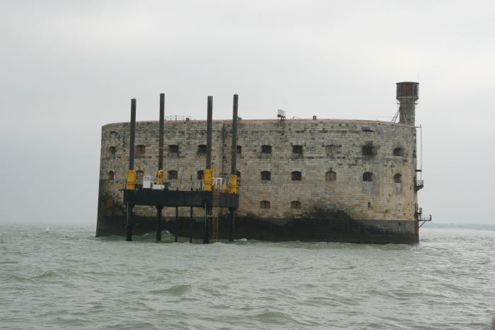 På vejen fra d'Oleron til Ile d'Aix med turbåden, passerede vi Fort Boyard, kendt fra TV udsendelsen "Fangerne på Fortet".