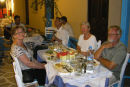 Vi var heldige at finde en rigtig god taverna inde i den gamle bydel i Skiathos by. Der var levende græsk musik, og de spillede og sang rigtig godt.
