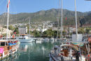 Kalkan, en rigtig fin havn. Vi fik en fin plads inderst i havnen mellem nogle udflugtsbåde.
