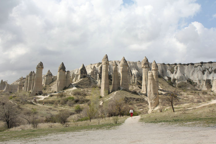 De forskellige dale rundt om Göreme har forskellige navne. Denne dal kaldes Love Valley - hvorfor mon?
