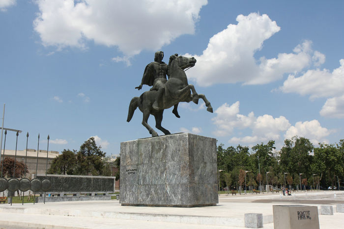 Statue af Alexander den Store på havnepromenaden i Thessaloniki.
