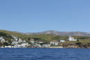 Indsejlingen til havnebyen Linaria på Skyros, den største ø i Sporaderne.  