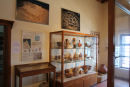 Skyros Museum, der rummer en stor og fin samling af de fund, der er gjort under udgravningen af Palamari, en romersk bosættelse på den nordlige del af Skyros.