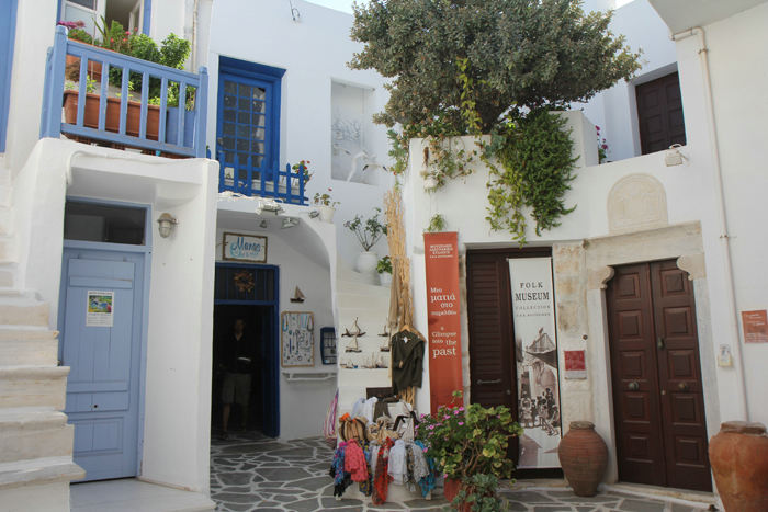 Parti fra den gamle bydel Chora på Naxos. Her på Naxos bærer Chora præg af, at der kommer rigtig mange turister.