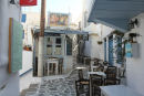 Der er mange hyggelige steder rundt i Chora på Naxos. Vi var der i en blæsende periode, og da var der desværre sus i gaderne og ikke så hyggeligt.