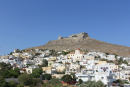 Byen Platanos på Leros med borgen Pandeli Kastro højt over byen.