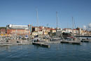 Der var god plads i havnen i Gijon. I den tid vi lå der, var vi 3-4 gæstebåde ved pontonen.