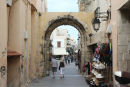 Den gamle byport Guora ved indgangen til den gamle bydel i Rethymnon på Kreta.