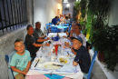 Vi fandt en rigtig hyggelig restaurant i en smal gyde i Lefkada, hvor mutter absolut ville, at vi skulle ud i køkkenet for at se, hvad hun kunne tilbyde. Vi fik en rigtig dejlig middag. (Foto Morten)   