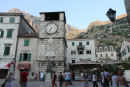 Klokketårnet i Kotor i Montenegro. Tårnet er opført i 1602. Byen blev delvis ødelagt af et jordskælv i 1979, men er genopbygget med støtte fra Unesco. 