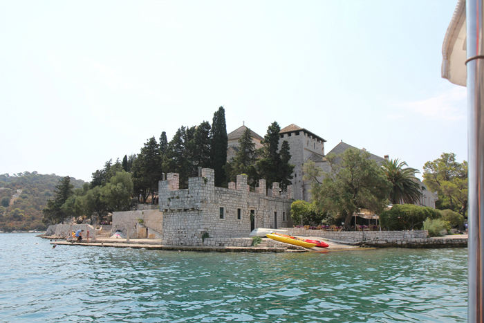 Benedictine Klosteret St. Mary i National Park Mljet. 