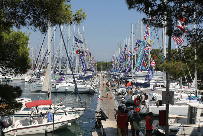 Palmizana Marina på øen Vlaka lige uden for Hvar. Der var taxibåde fra marinaen ind til Hvar by.  