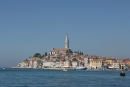 Rovinj by, en af de flotteste byer set ude fra vandet, og den var også rigtig flot, da vi kom ind i byen.  