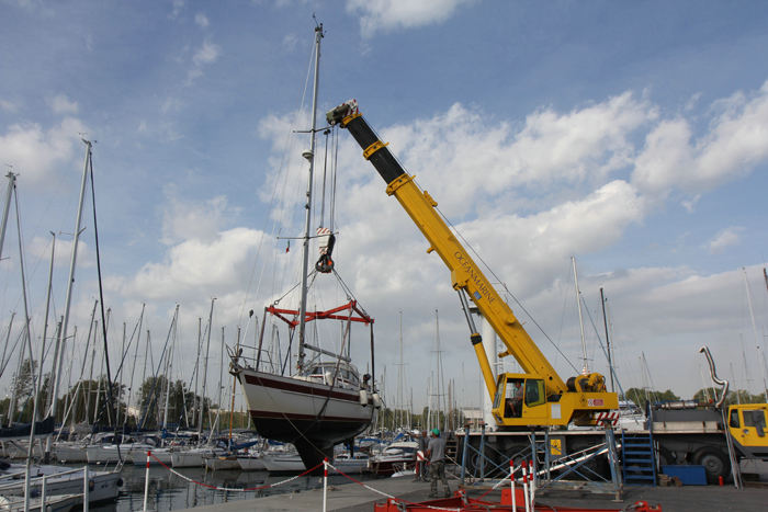 Nausikaa ved at komme på land i Ocean Marine i Monfalcone. 