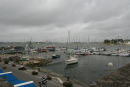 Port Louis. Vejrmeldingen lød på hård vind, og da vi havde set hvad der var at se i Lorient, besluttede vi at sejle ud til Port Louis, ved indsejlingen til Lorient.