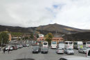Udsigten op mod Etna nede fra parkeringspladsen. Toppen af Etna er helt væk i skyer; det er en god ide at tage op til toppen fra morgenstunden. (Foto Jakob)