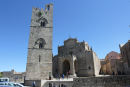 Turistkontoret i Erice havde åbent, og de fik solgt os et partoutkort til alle seværdighederne. Her Real Duomo og Torre di Re Federico. Det var et besøg værd.