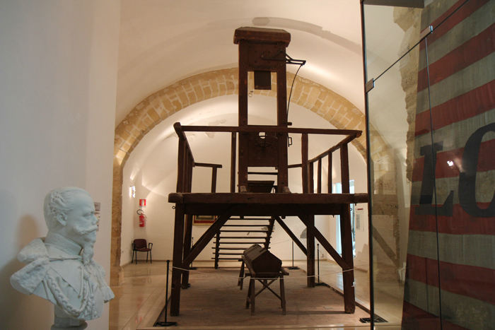 Der var mange spændende ting udstillet på museet. En af de mere specielle er denne guillotine fra Trapani, brugt så sent som i 1850.