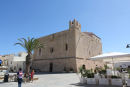 Den lidt specielle kirke i San Vito Lo Capo. Den lignede en fæstning udvendig, men var nydelig og spændende indvendig.