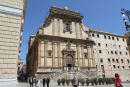 Chiesa Santa Caterina d´Alessandria på Piazza Bellini. Den er ret kedelig at se på udvendig.
