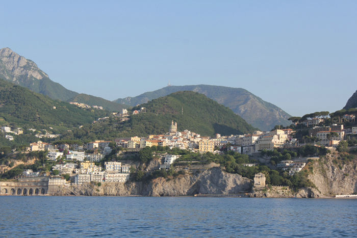 Den flotte by Vietri Sul Mare, der ligger på Amalfikysten tæt på Salerno.