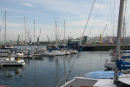 Der var rigtig god plads i havnen i La Coruna. Tilsyneladende ser havnen meget beskyttet ud, men den er noget urolig at ligge i, på grund af fiskerbådene, der sejler forbi.