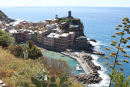 Vernazza set oppe fra stien vi kom af fra Monterosso. Byen ligger på en lille halvø med en lille havn, der kun kan anløbes af joller.