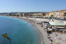 Castel Plage, en af de meget besøgte badestrande i Nice. Stranden ligger lige neden for den gamle bydel og den berømte strandpromenade Des Anglais.
