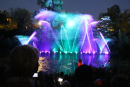 I parken lige bag marinaen i Metz er der hver aften et par forestillinger, hvor de viser et rigtig flot lysshow med tilhørende musik. Det var lidt af et tilløbsstykke. 