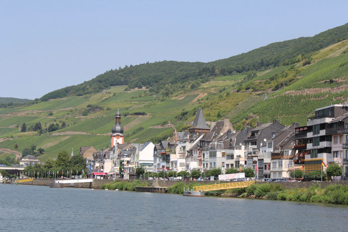 Byen Zell am Mosel, hvor vi overnattede. 