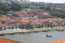 Udsigten fra katedralen i Porto over mod Vila Nova de Gaia, på den anden side af Rio Douro. Portvinshusene ligger i Vila Nova de Gaia.