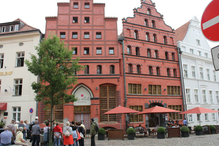 Scheele Haus, nogle af de flotte gamle gavlhuse i Stralsund.