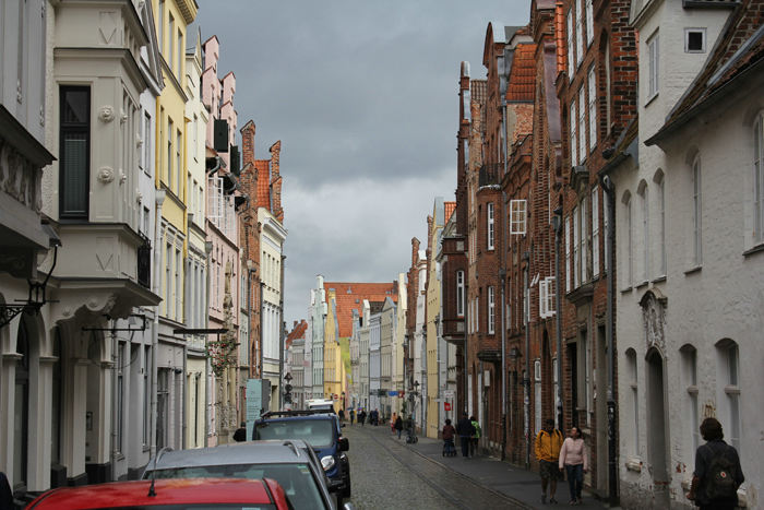 Glockengiesserstrasse i Lübeck med alle de flotte gavlhuse.