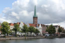 Lübecks gamle bydel set fra den anden side af floden Trave. 