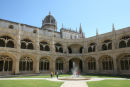 Klostergården i Mosteiro dos Jerónimos. Klosteret er af UNESCO klassificeret som verdens kulturarv. Opførelsen af det pragtfulde kloster stod på fra 1502 og i mere end 70 år. 