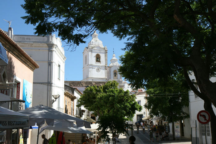 Der er rigtig hyggeligt i den gamle bydel i Lagos, og der var mange turister. Vi har ellers ikke mærket ret meget til turister efter vi forlod Lissabon, men nu er de her igen.  